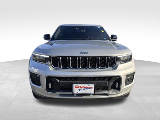 Used 2023 Jeep Grand Cherokee L Overland w/ Luxury Tech Group IV AWD/4WD image 12