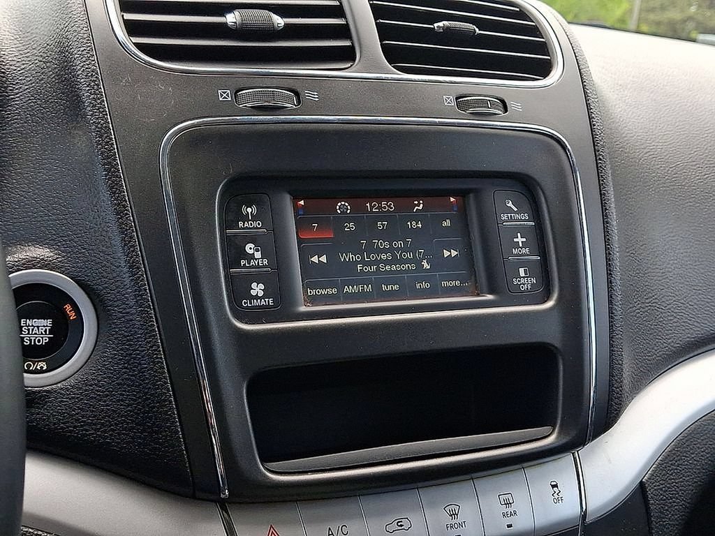 Used 2018 Dodge Journey SE w/ Popular Equipment Group FWD image 16