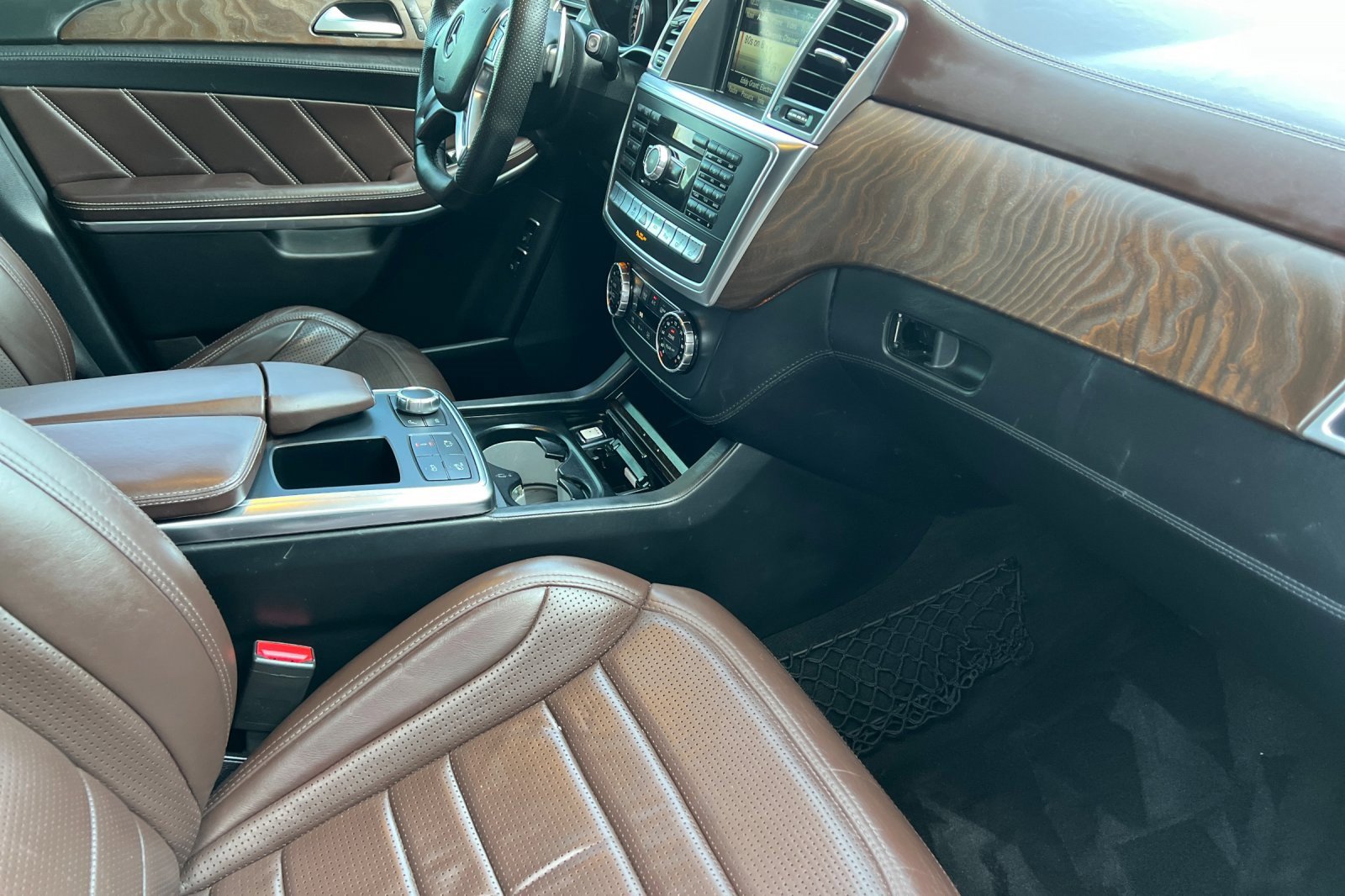 Used 2016 Mercedes-Benz GL 63 AMG 4MATIC image 16