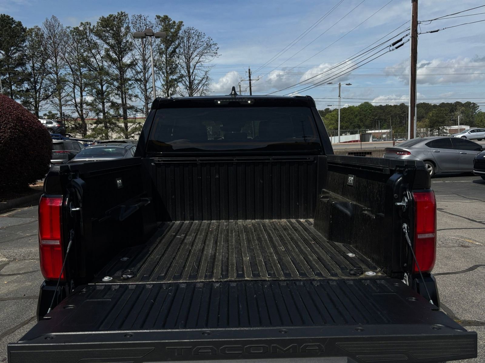 Used 2025 Toyota Tacoma TRD Off-Road image 34
