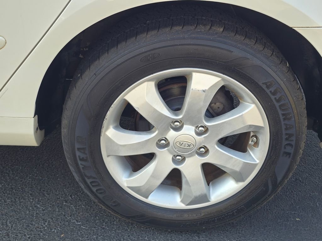 Used 2008 Kia Optima EX image 10