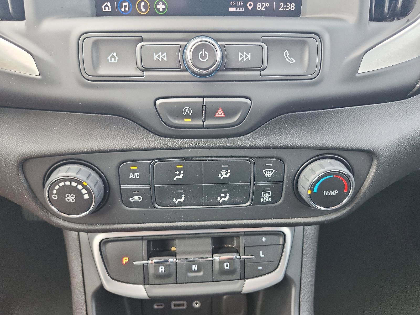 Used 2024 GMC Terrain SLE FWD image 16