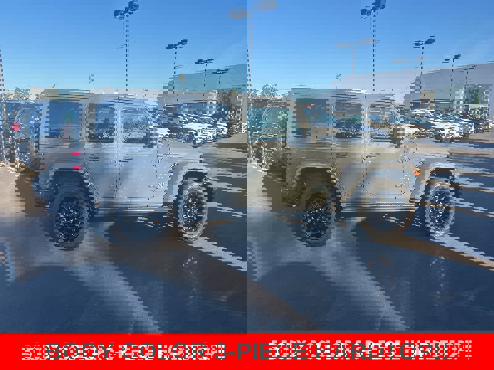 Used 2023 Jeep Wrangler Sahara w/ Cold Weather Group image 9