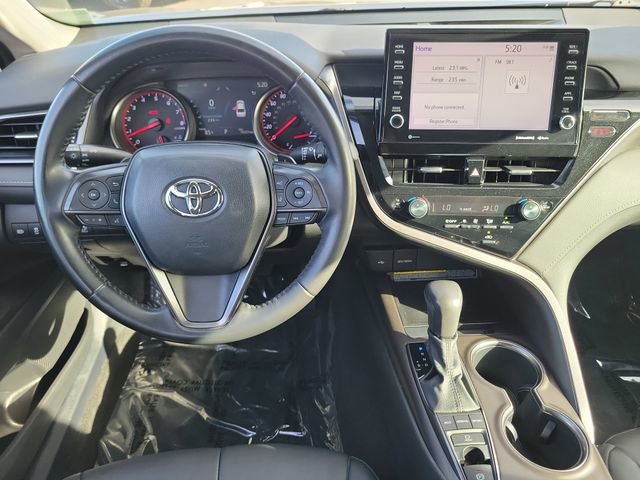 Used 2021 Toyota Camry XSE FWD image 4