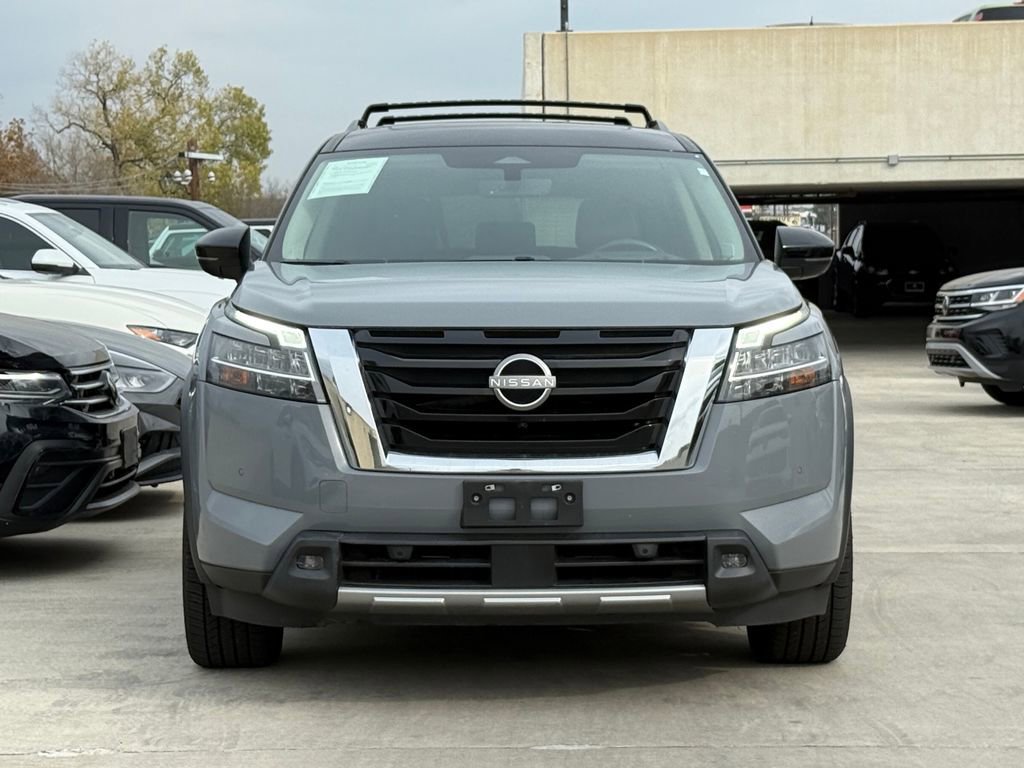 Used 2023 Nissan Pathfinder Platinum w/ Lighting Package (N92) image 7