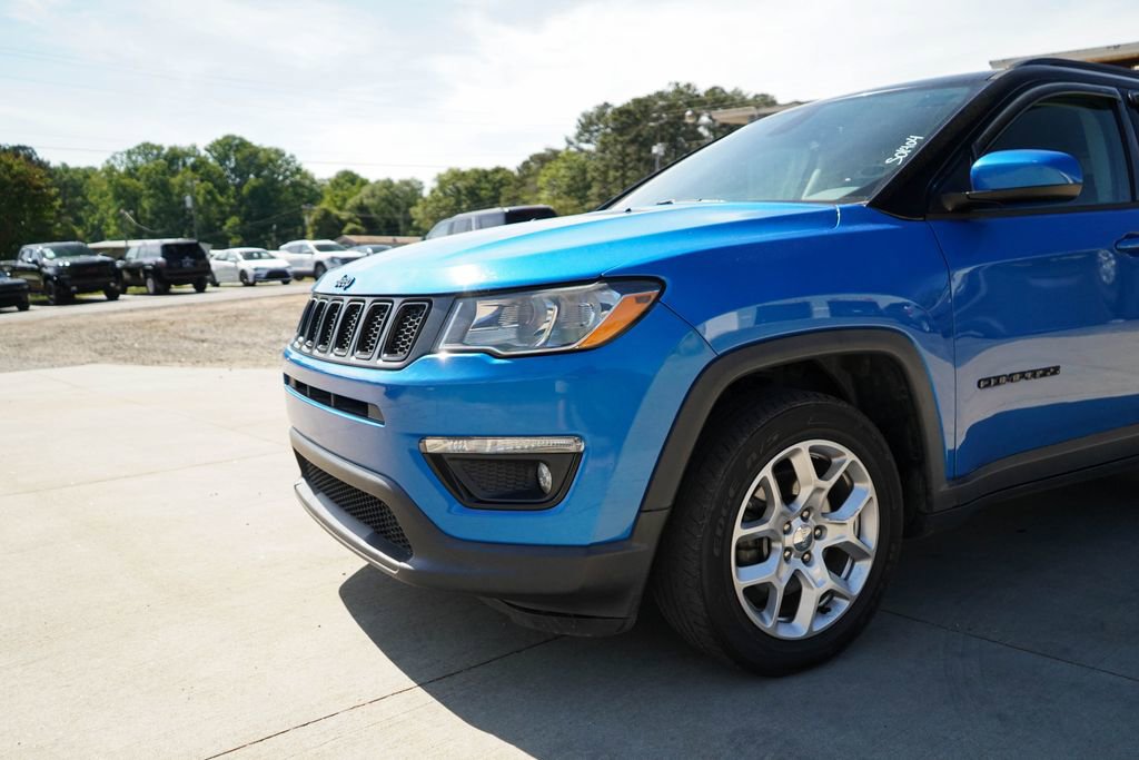 Used 2019 Jeep Compass Latitude FWD image 17