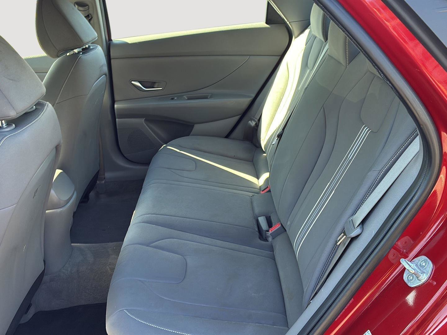 Used 2023 Hyundai Elantra SEL FWD image 20