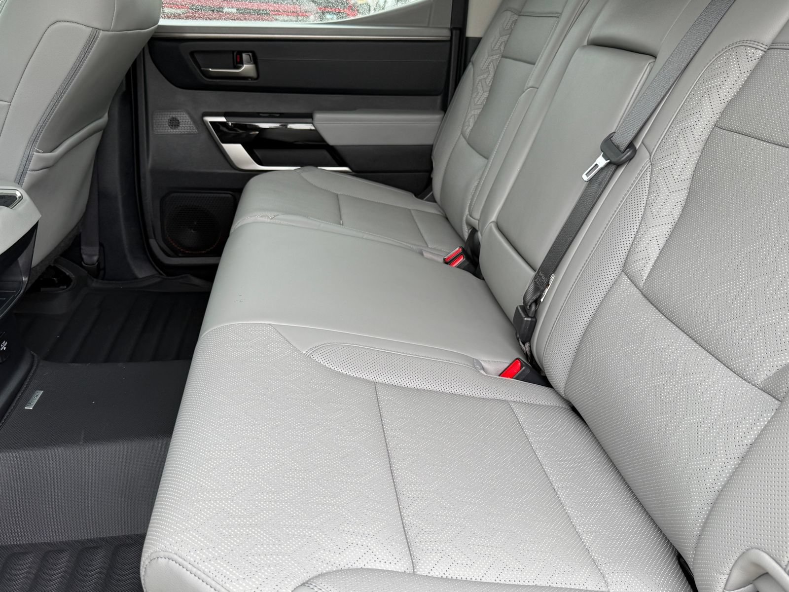 Used 2023 Toyota Tundra Limited AWD/4WD image 28
