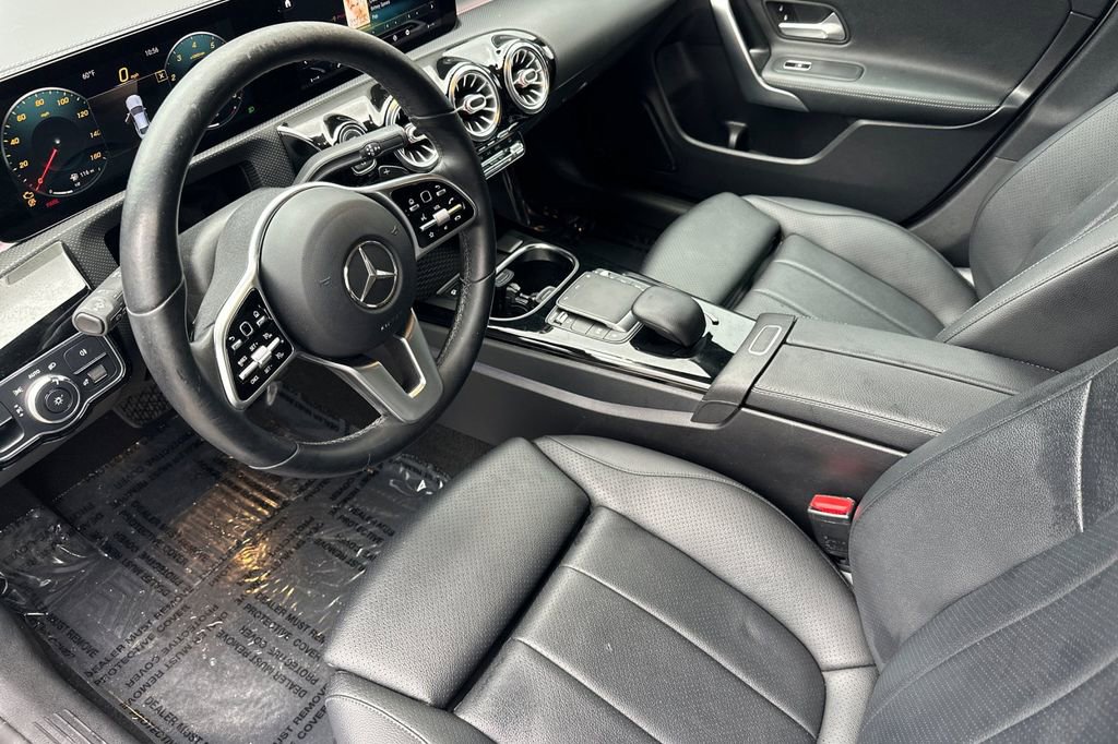 Used 2021 Mercedes-Benz CLA 250 image 9