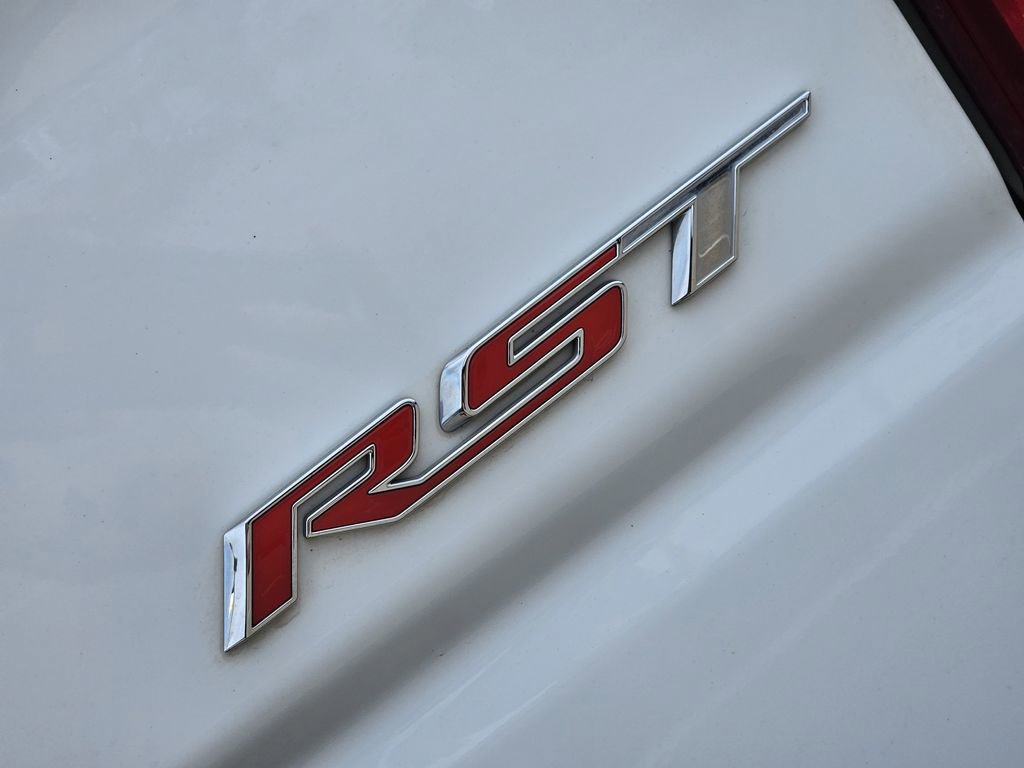 Used 2022 Chevrolet Silverado 1500 RST image 16