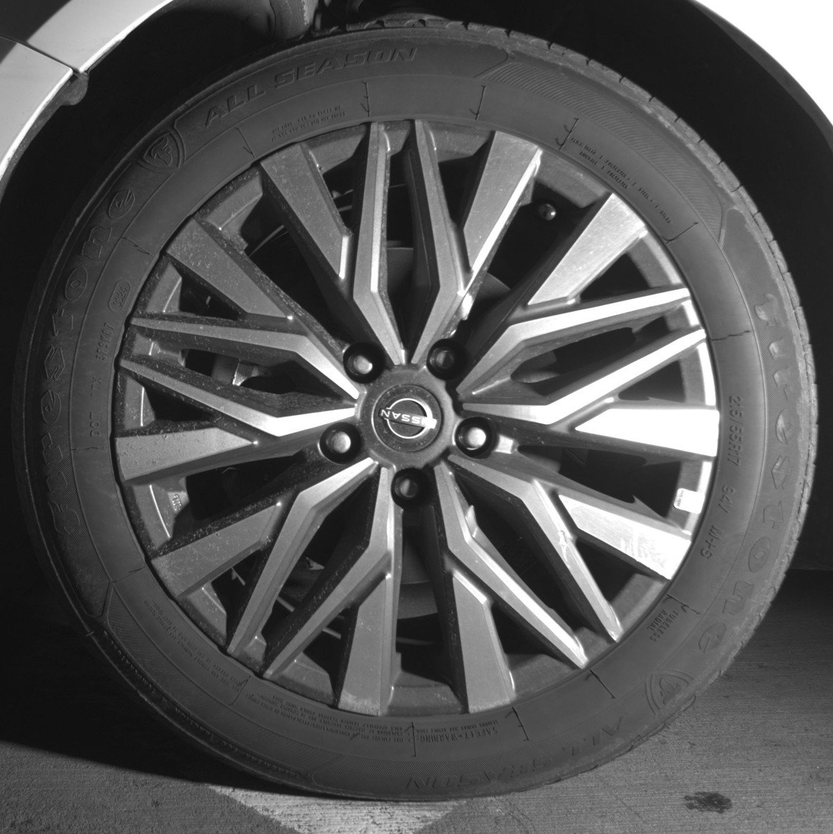 Used 2025 Nissan Altima 2.5 SV image 12