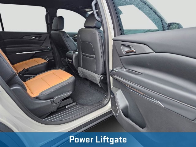 New 2027 Chevrolet Traverse Z71 w/ Enhanced Driving Package AWD/4WD image 15