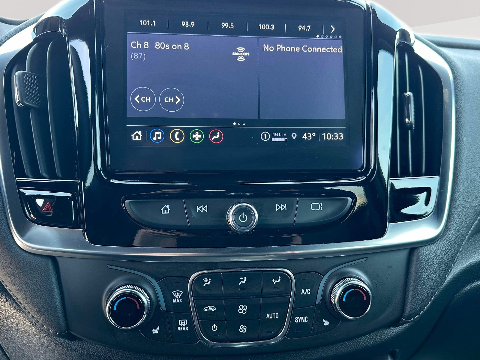 Certified 2023 Chevrolet Traverse LT image 8