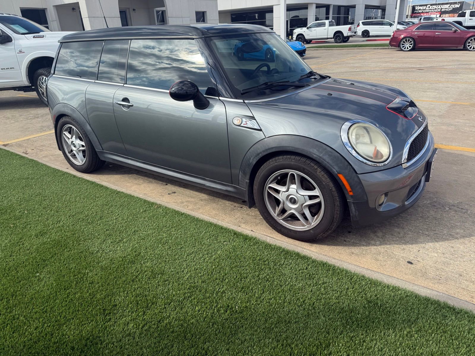 Used 2009 MINI Cooper Clubman S image 1