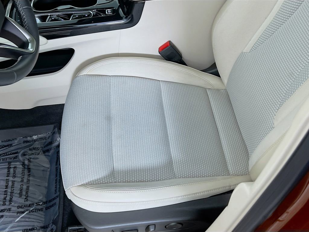 Certified 2022 Buick Envision Preferred image 18