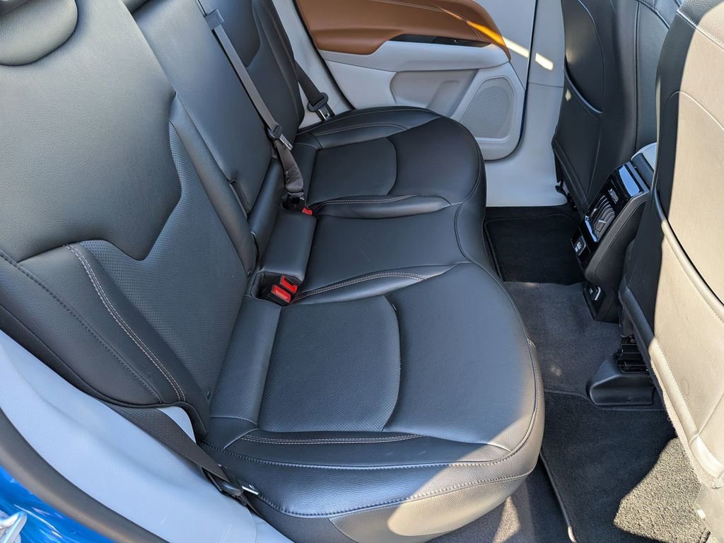 Used 2023 Jeep Compass Limited w/ Elite Group image 24