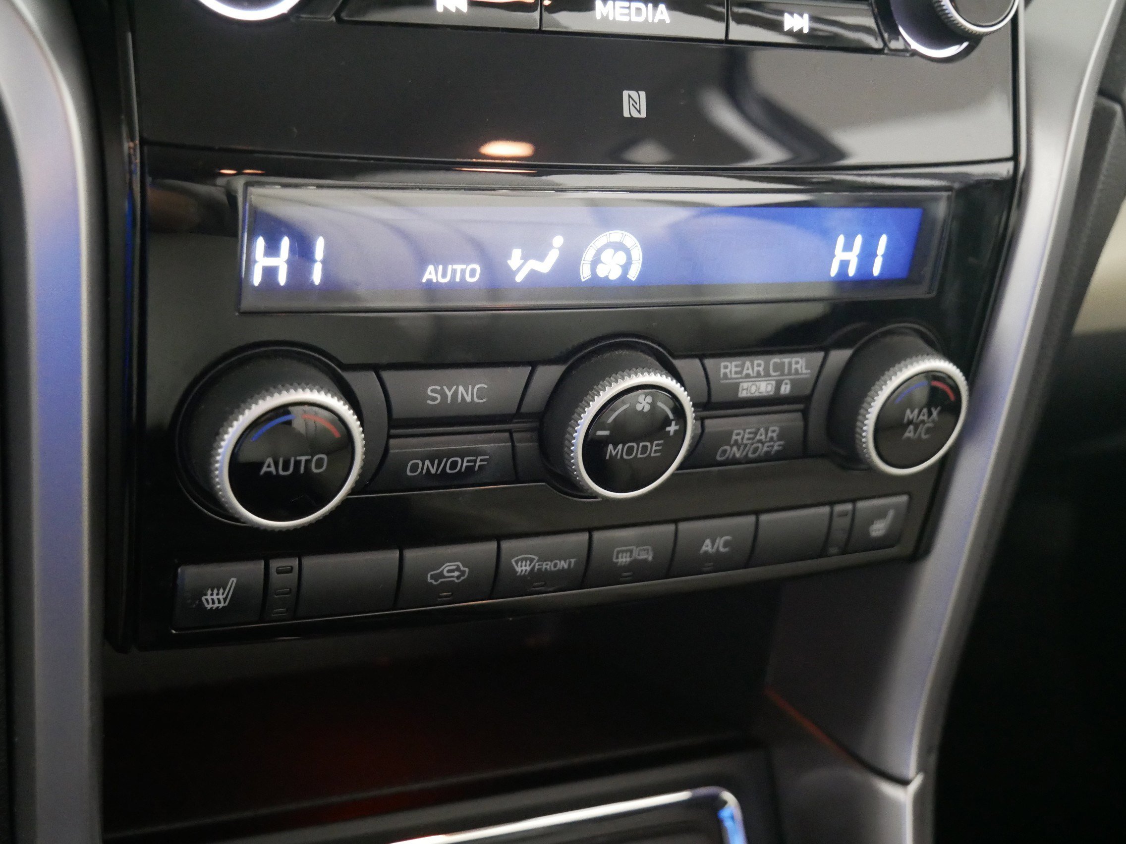 Used 2021 Subaru Ascent Limited w/ Popular Package #2 image 23