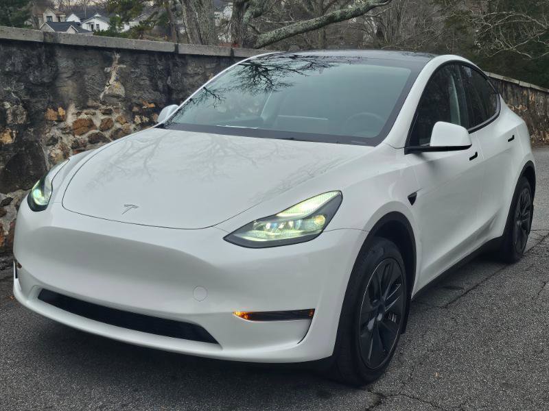 Used 2024 Tesla Model Y Long Range image 13