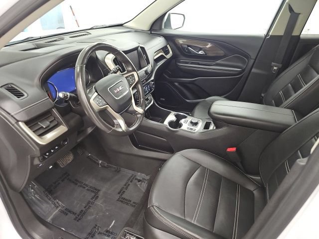Used 2022 GMC Terrain Denali w/ Denali Premium Package AWD/4WD image 15