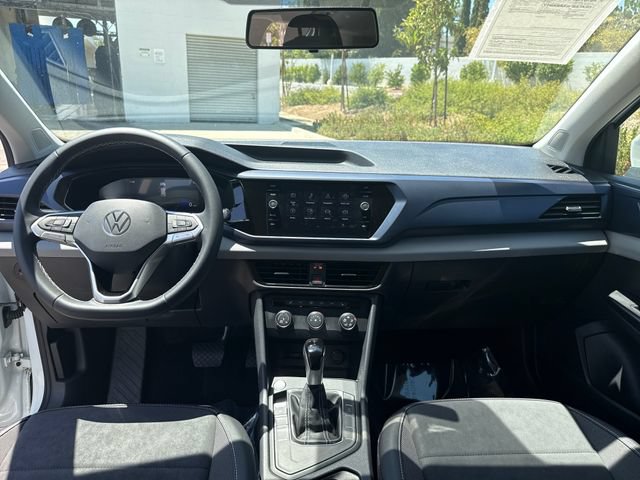 Used 2022 Volkswagen Taos SE FWD image 12