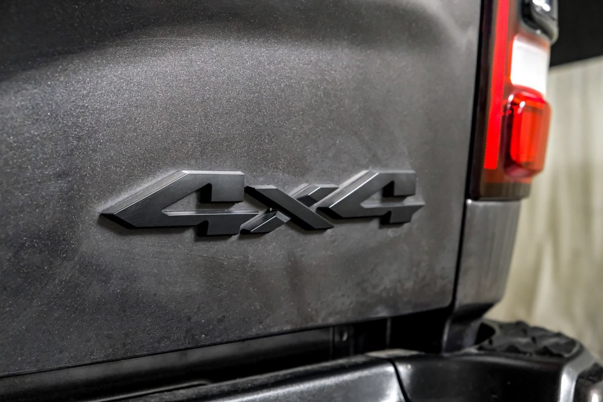 Used 2024 RAM 3500 Laramie w/ Night Edition AWD/4WD image 46