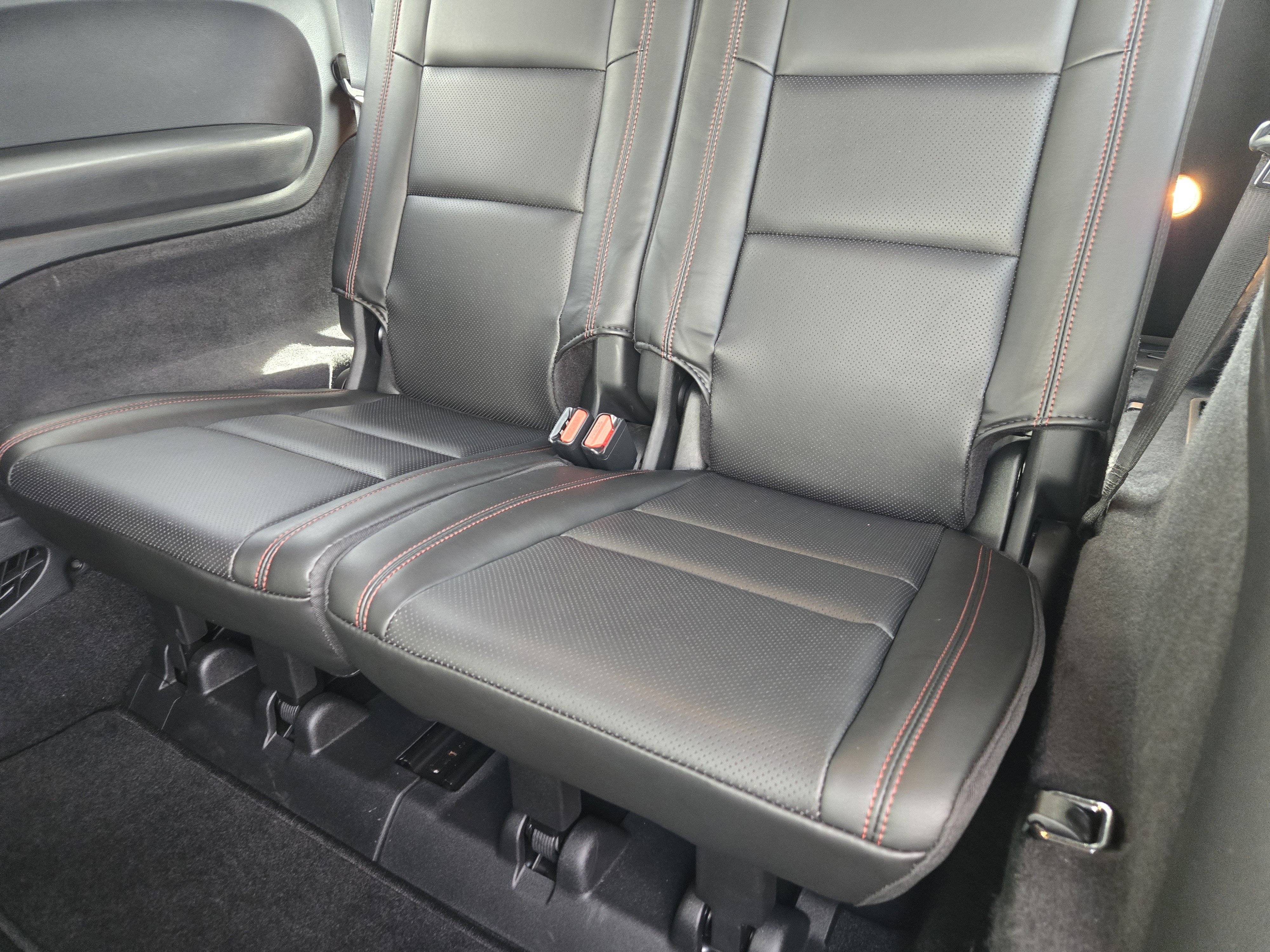 Used 2024 Dodge Durango GT image 34