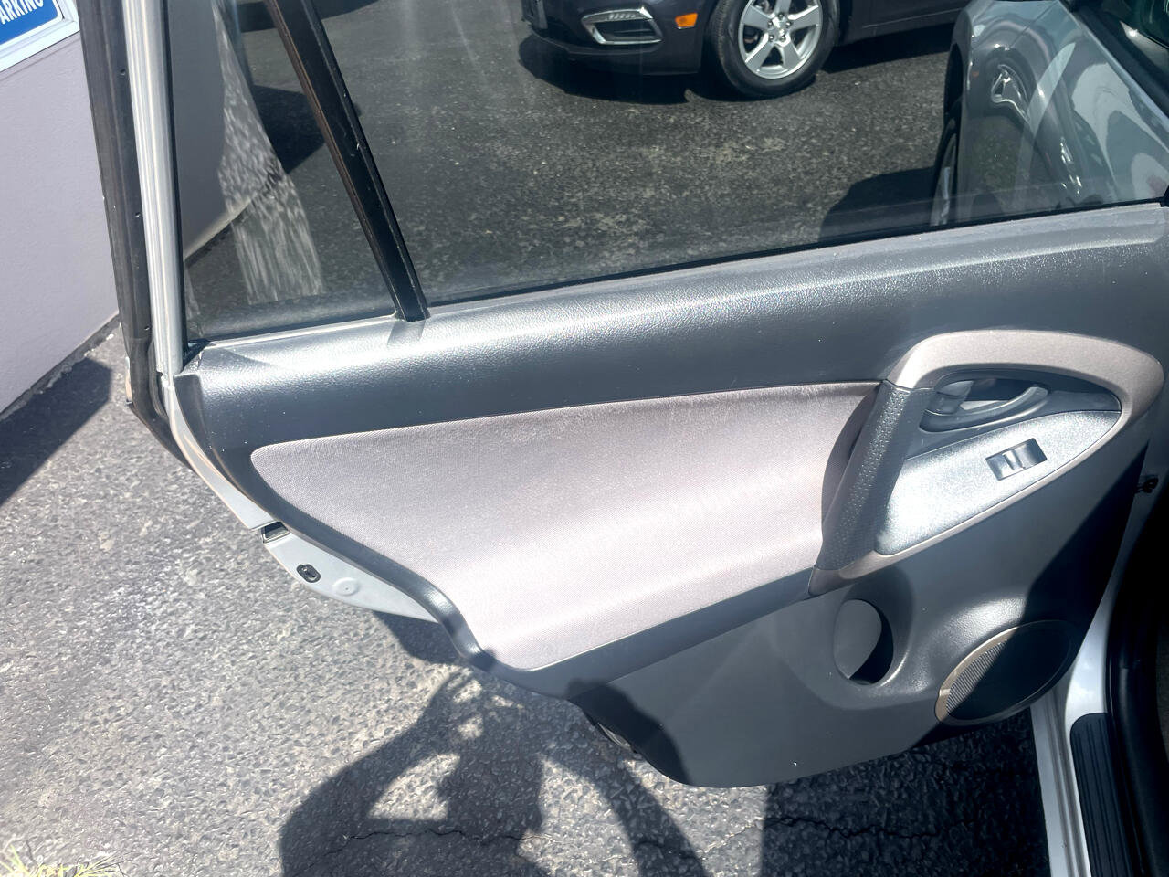 Used 2008 Toyota RAV4 4WD image 25