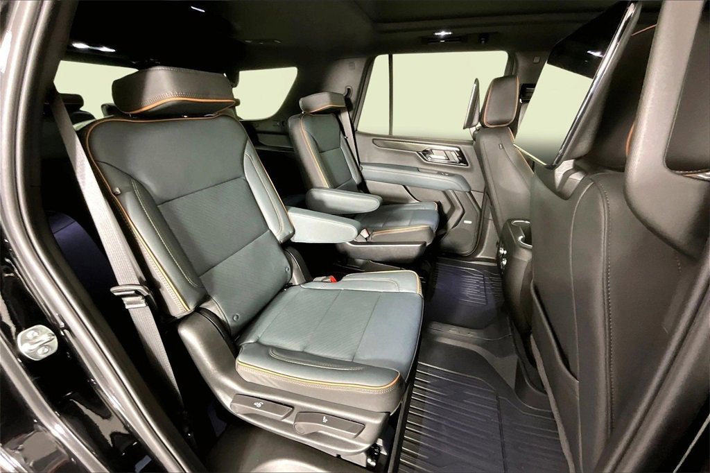 New 2026 GMC Yukon AT4 w/ AT4 Premium Plus Package image 11