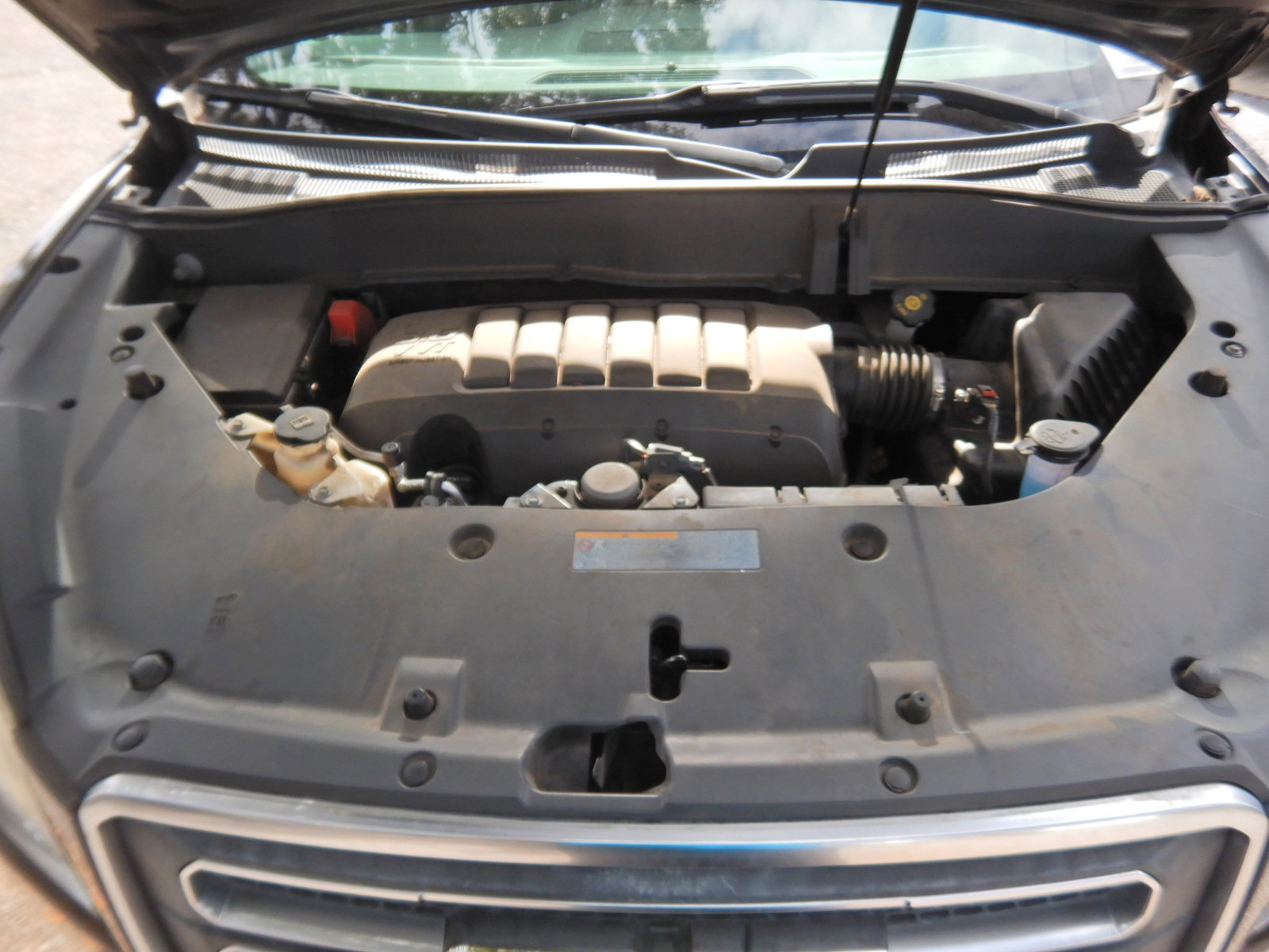 Used 2015 GMC Acadia SLT image 36