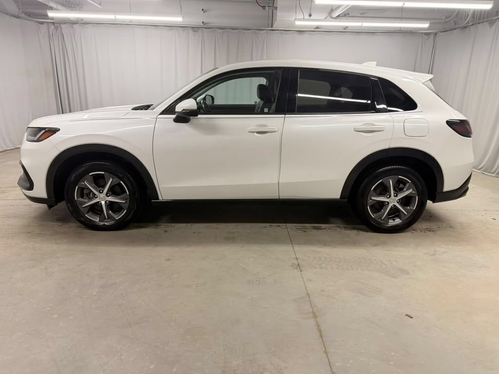 Used 2024 Honda HR-V EX-L image 9
