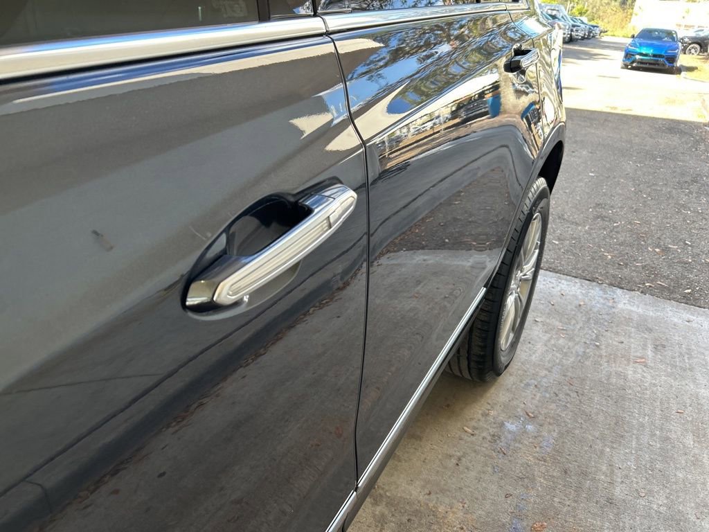 Used 2023 Cadillac XT5 Premium Luxury image 16