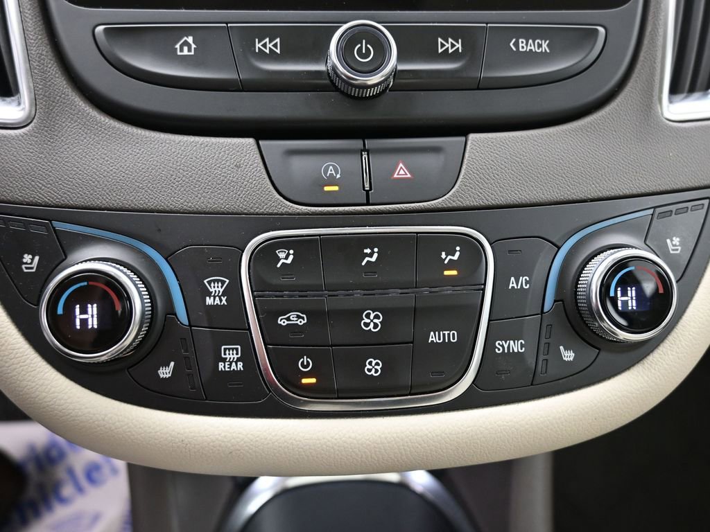 Used 2024 Chevrolet Malibu LT image 29