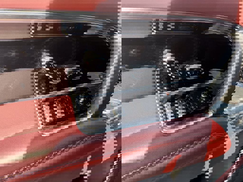 Used 2023 Land Rover Range Rover SE AWD/4WD image 14