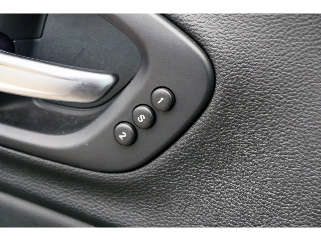 Used 2019 Jeep Cherokee High Altitude image 24