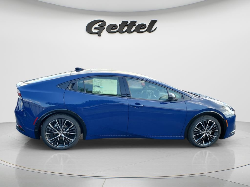 New 2026 Toyota Prius Limited FWD image 4