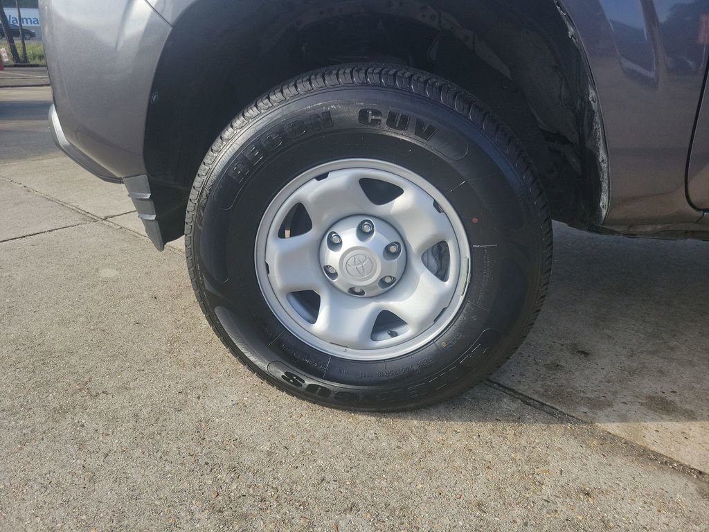 Certified 2023 Toyota Tacoma SR5 image 32