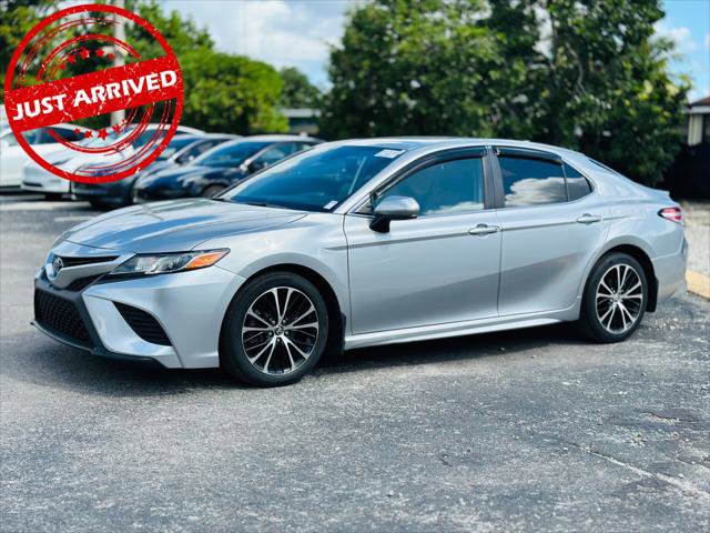 Used 2020 Toyota Camry SE