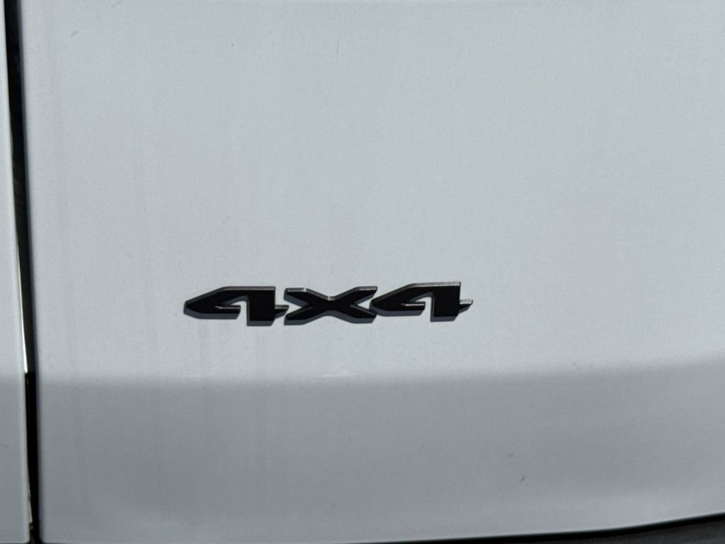 New 2026 Jeep Cherokee Overland w/ Advanced Pro Tech Group AWD/4WD image 9