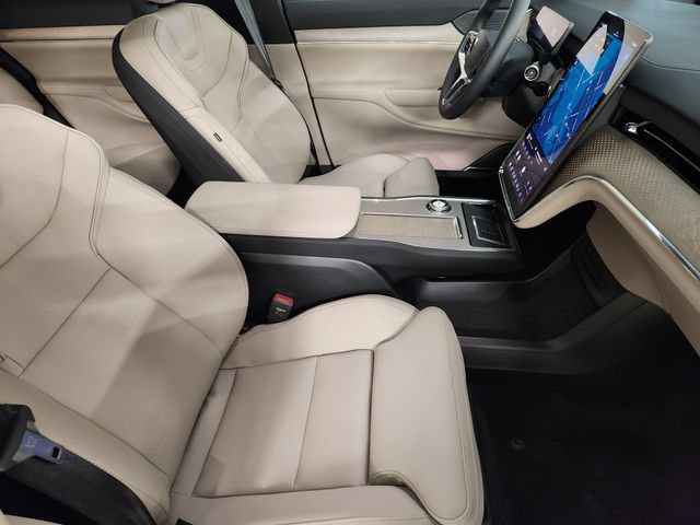 New 2026 Volvo EX90 Plus RWD image 3