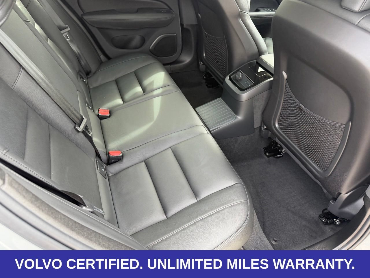 Certified 2025 Volvo S60 T8 Plus w/ Climate Package AWD/4WD image 34