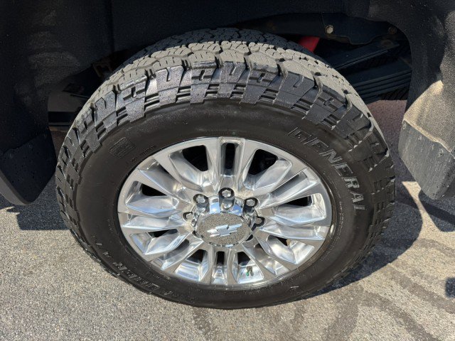 Certified 2020 Chevrolet Silverado 3500 High Country w/ Z71 Off-Road Package image 12