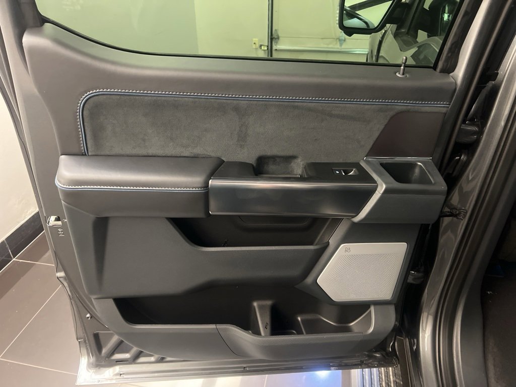 New 2025 Ford F150 Platinum w/ Equipment Group 702A High image 25