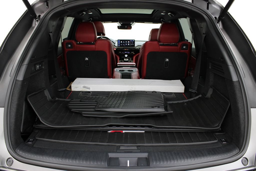 Used 2025 Acura MDX A-Spec AWD/4WD image 32