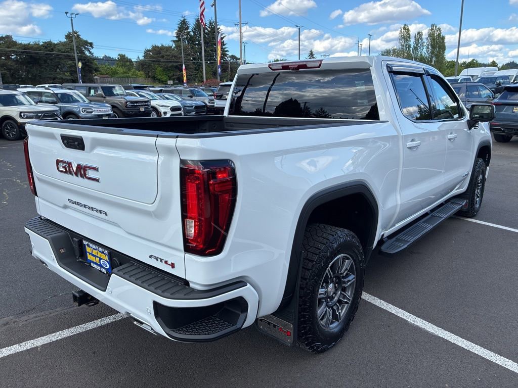 Used 2024 GMC Sierra 1500 AT4 w/ Technology Package AWD/4WD image 11