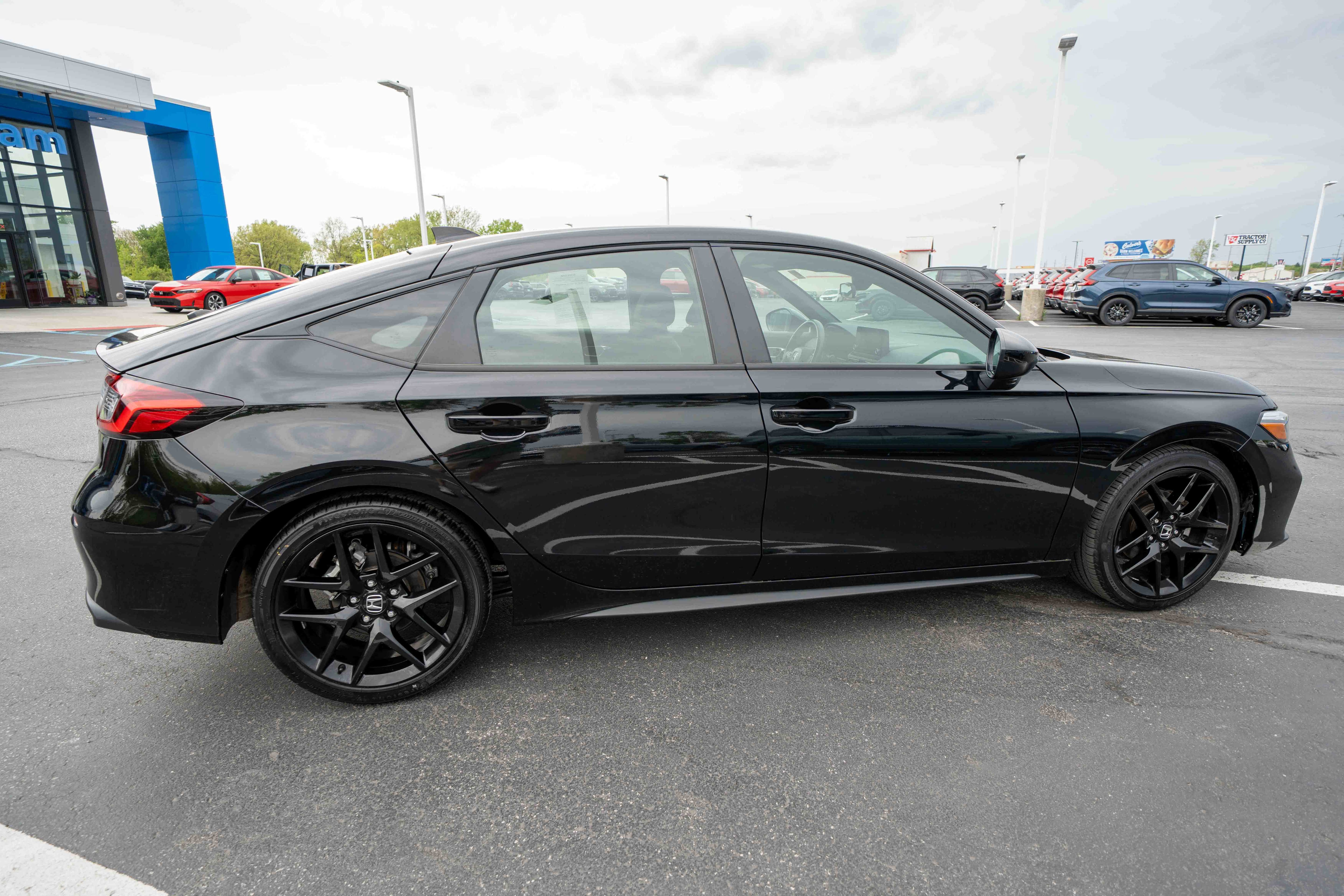 Used 2025 Honda Civic Sport image 6
