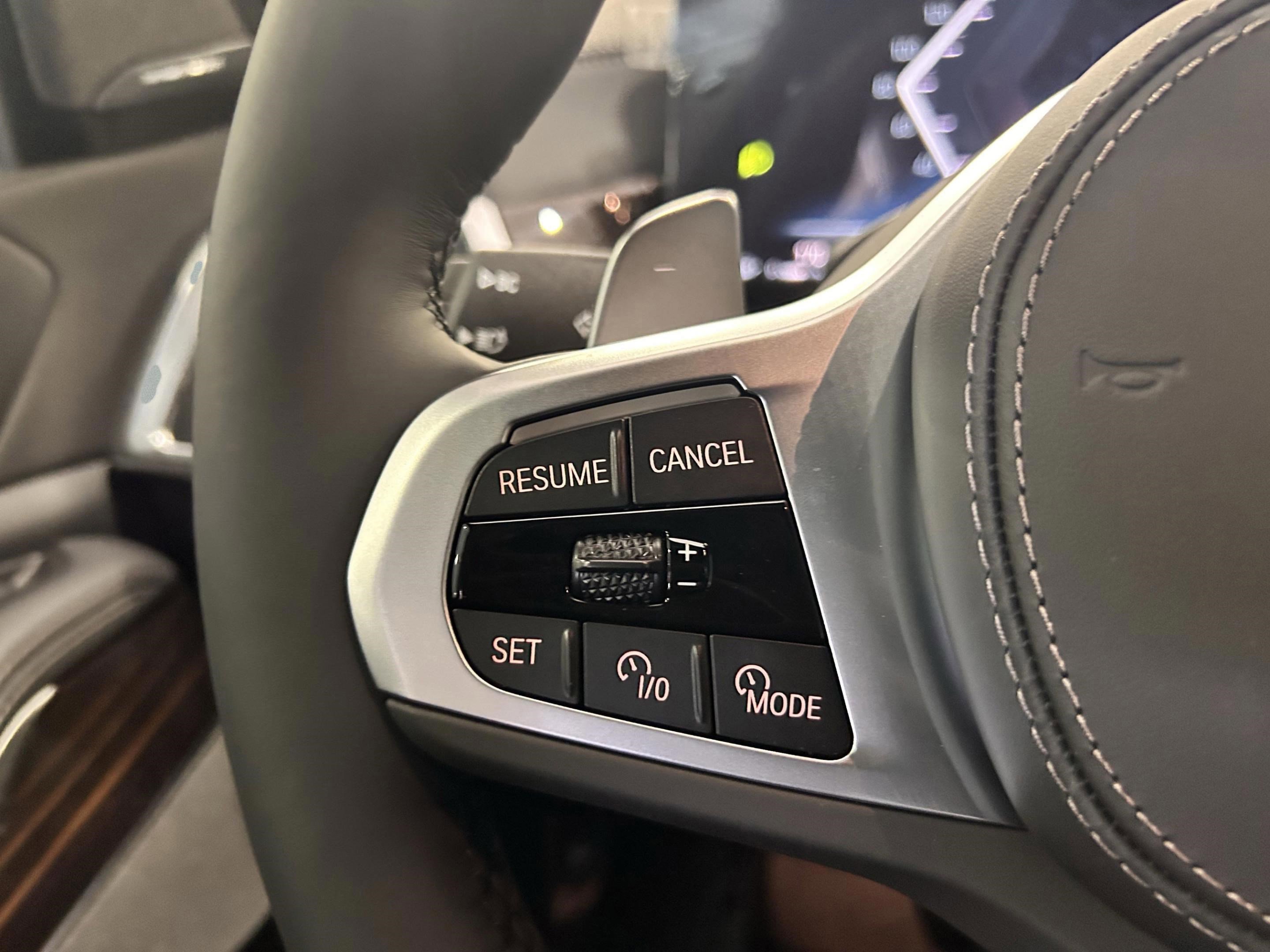 Used 2026 BMW X5 xDrive40i w/ M Sport Package image 10