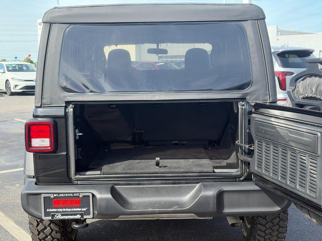 Used 2022 Jeep Wrangler Unlimited Sport AWD/4WD image 7