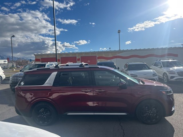 Used 2024 Kia Carnival SX image 4