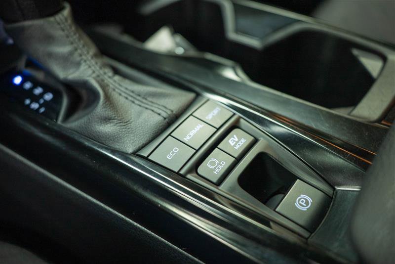 Used 2025 Toyota Camry LE image 22