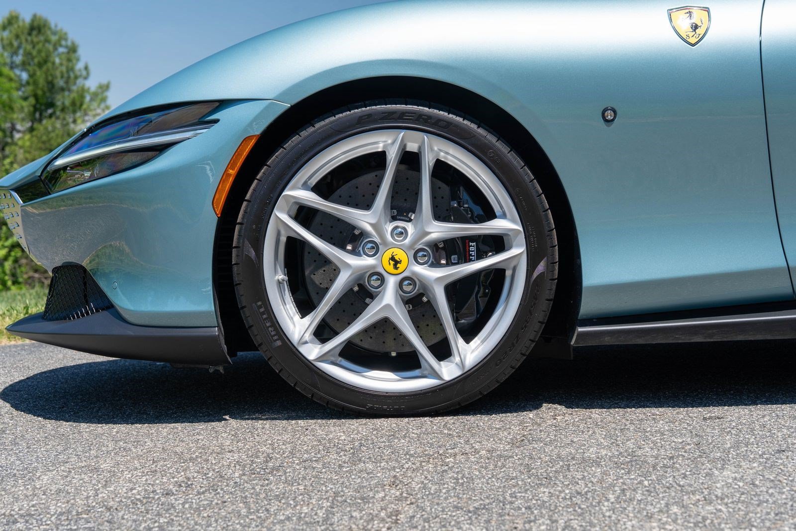 Used 2024 Ferrari Roma Spider RWD image 12